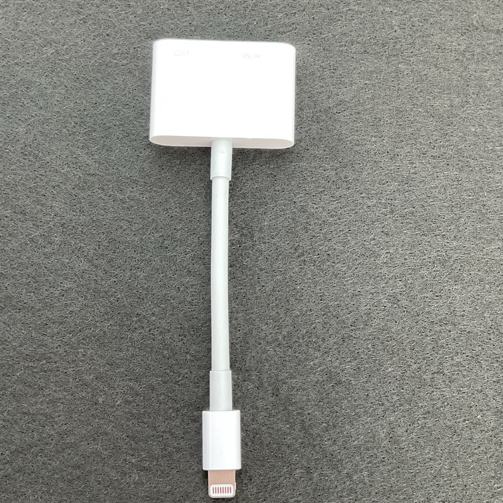 Apple Lightning to HDMI Digital AV Adapter OEM iPhone iPad Display Cable Genuine - Picture 3 of 3